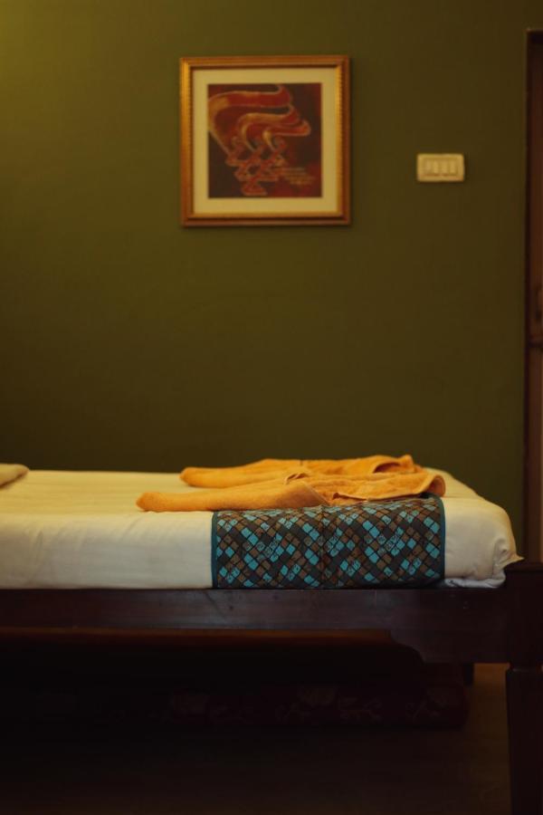 Red Soil Cozy Cottages- Vagator Bagian luar foto